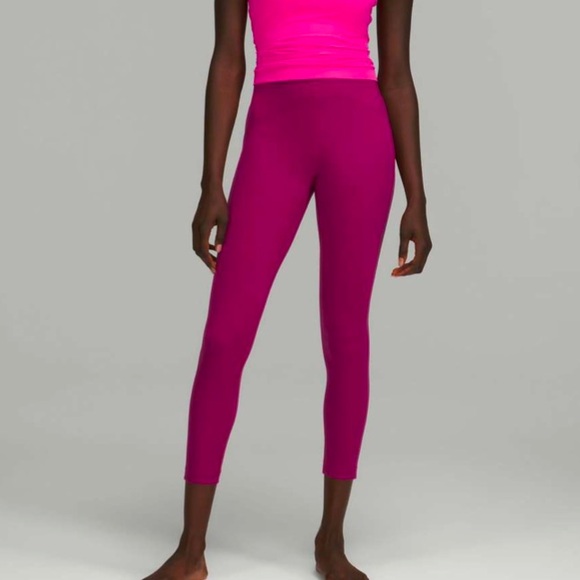 Lululemon InStill High-Rise Tight 25"
Magenta Purple - Picture 3 of 8
